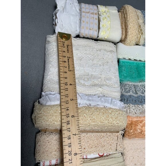 70 yards 11" Assorted Lace Trim Rolls for Sewing & Crafts Vintage - Picture 9 of 12